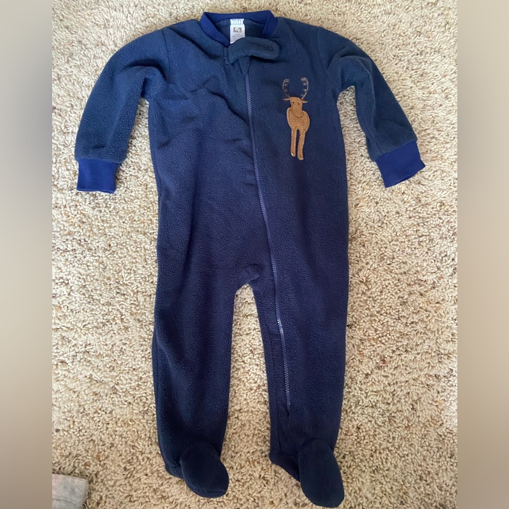 Fleece onesies 6-9m